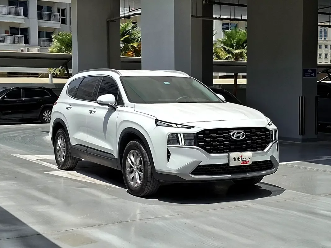 Hyundai Santa Fe, 2023 — купить с доставкой из ОАЭ
