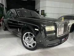 Rolls-Royce Phantom