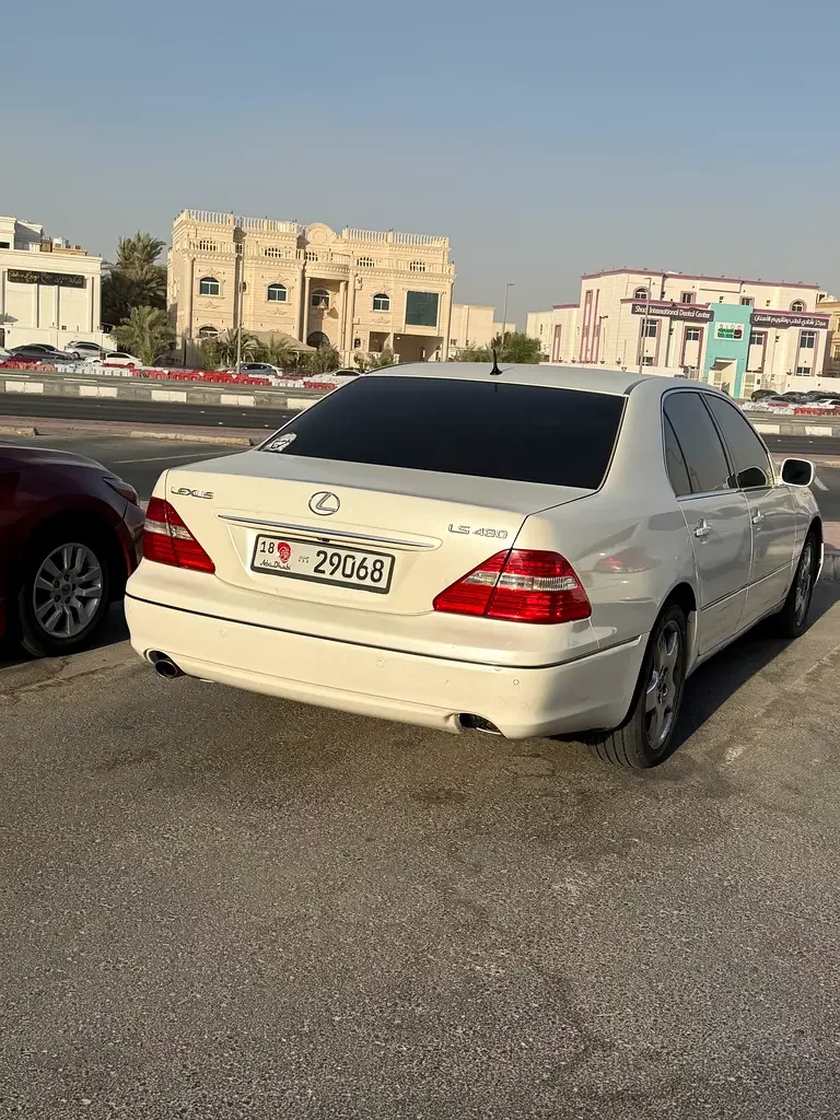 Lexus LS-Series, 2004 — купить с доставкой из ОАЭ