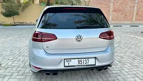 Volkswagen Golf R