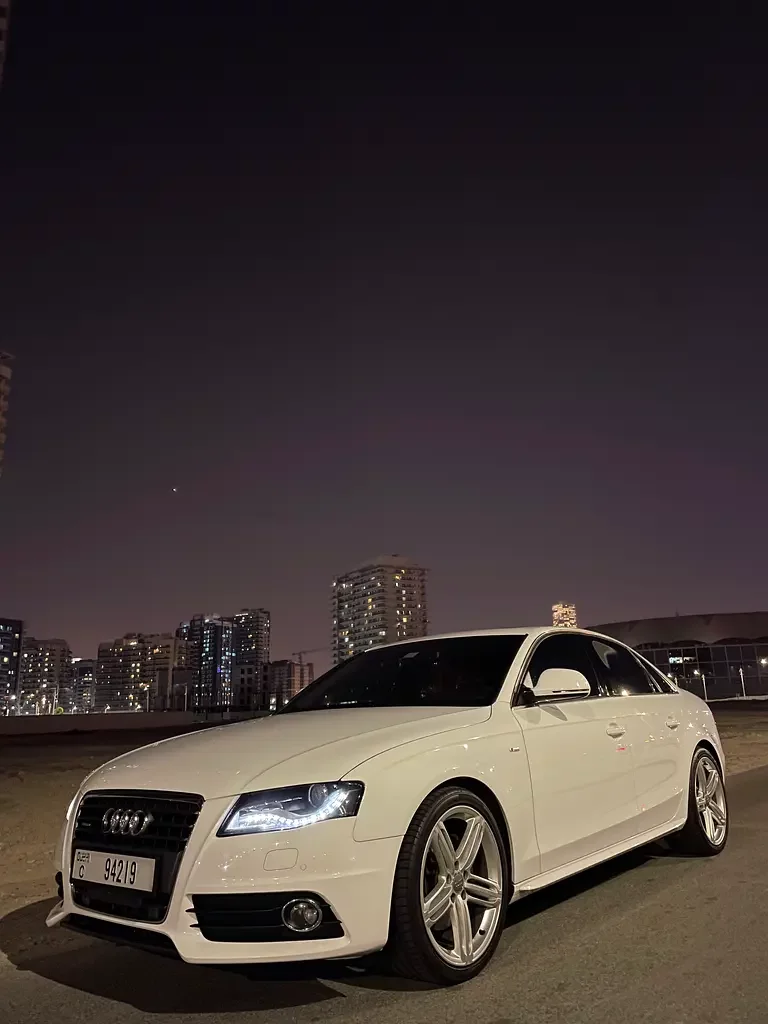 Audi A4, 2009 — купить с доставкой из ОАЭ