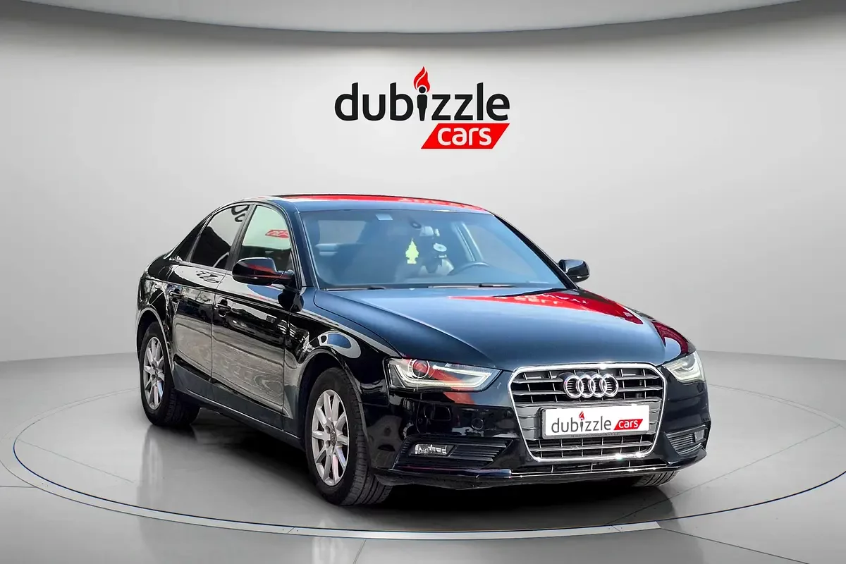 Audi A4, 2015 — купить с доставкой из ОАЭ