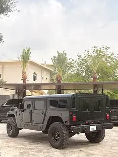 Hummer H1