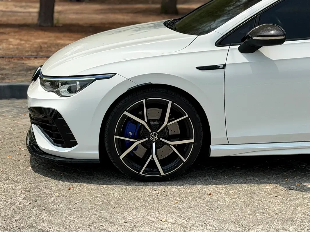 Volkswagen Golf R