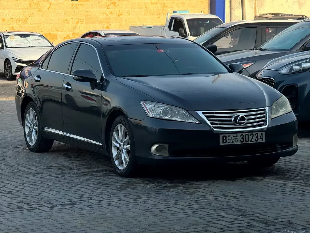 Lexus ES-Series, 2010 — купить с доставкой из ОАЭ