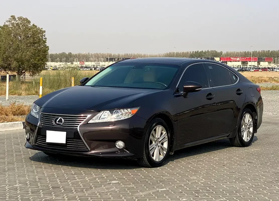 Lexus ES-Series, 2013 — купить с доставкой из ОАЭ