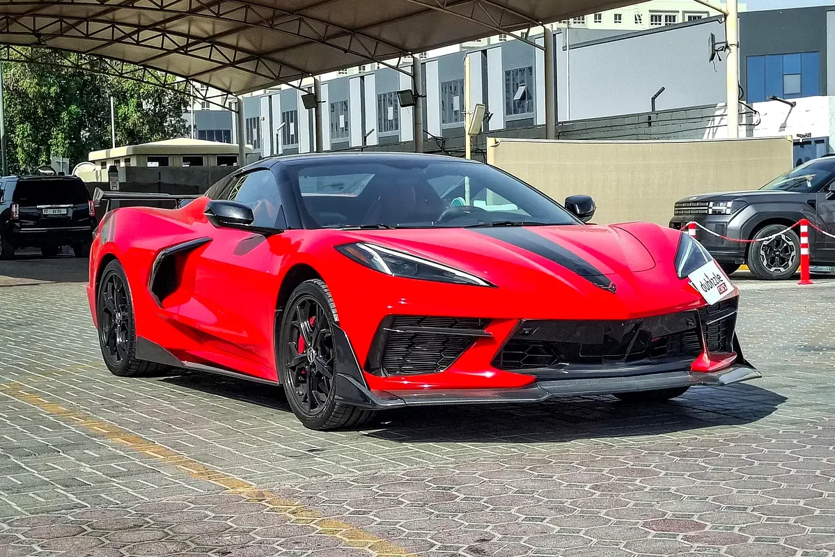 Chevrolet Corvette, 2023 — купить с доставкой из ОАЭ