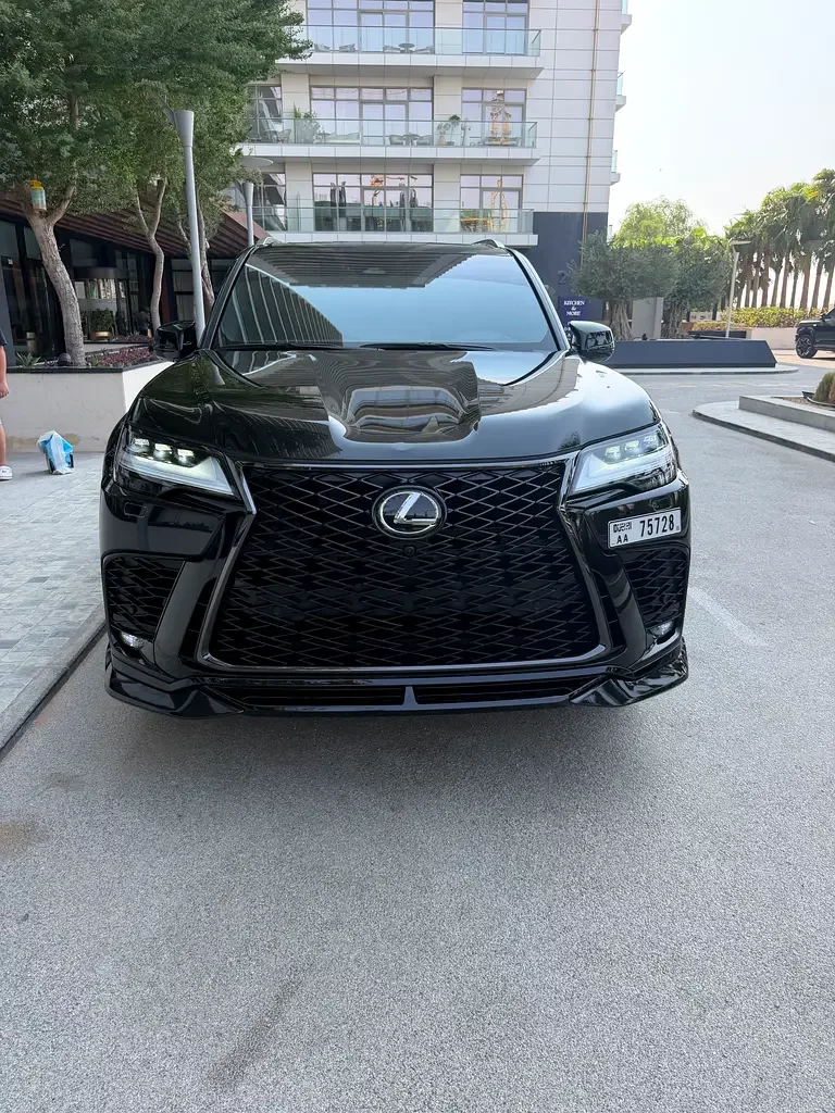 Lexus LX-Series, 2025 — купить с доставкой из ОАЭ