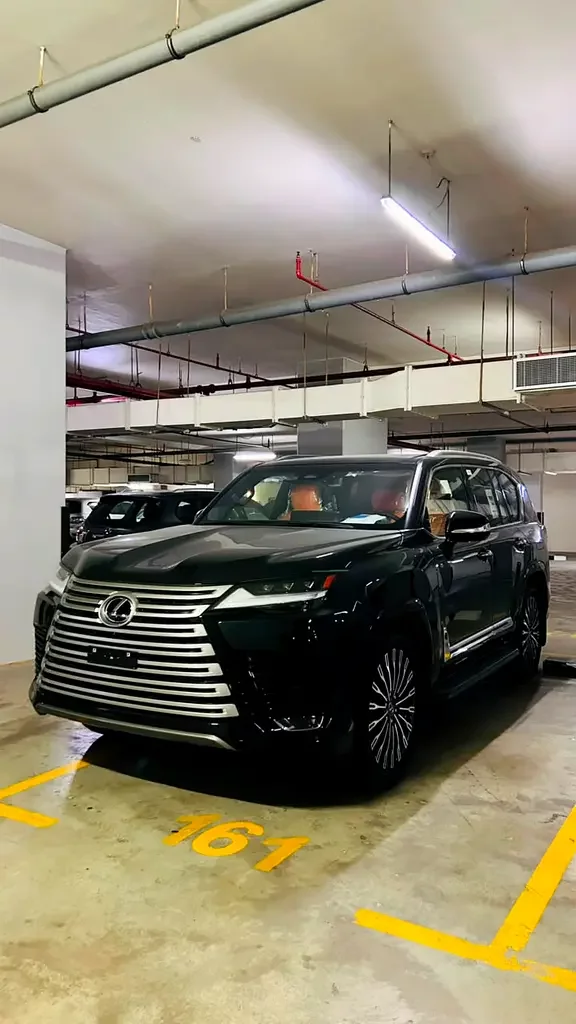 Lexus LX-Series, 2026 — купить с доставкой из ОАЭ