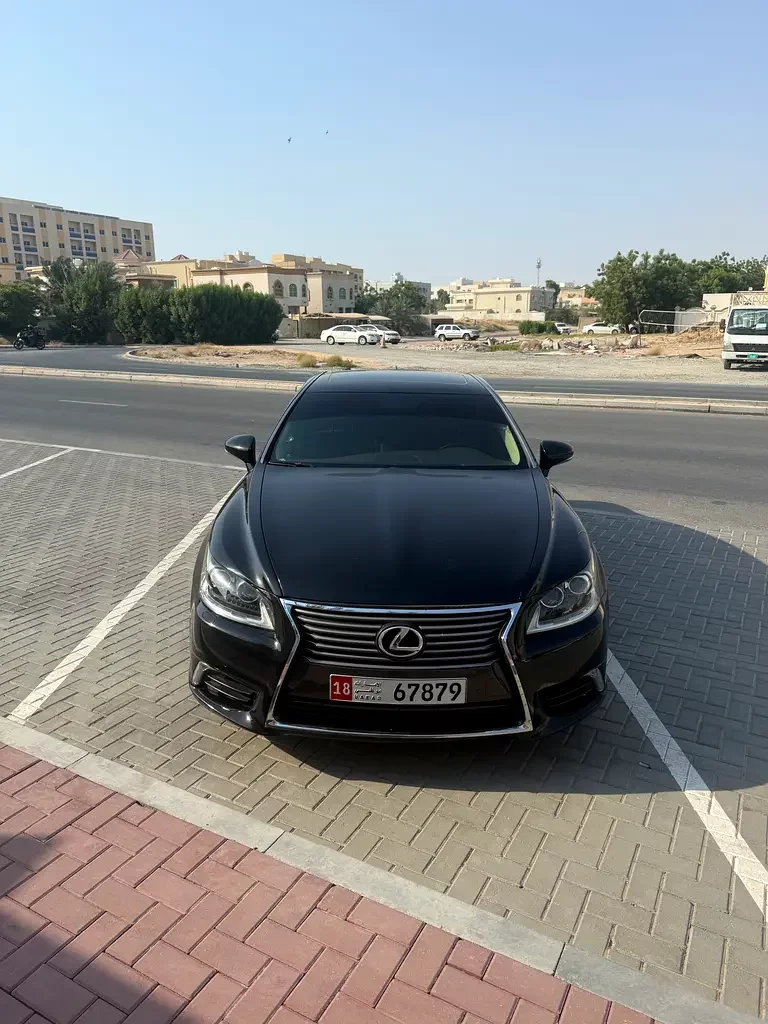 Lexus LS-Series, 2015 — купить с доставкой из ОАЭ