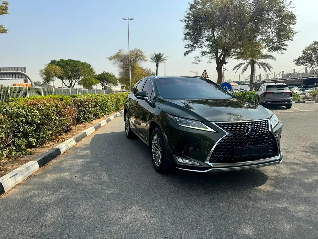 Lexus RX-Series, 2023 — купить с доставкой из ОАЭ