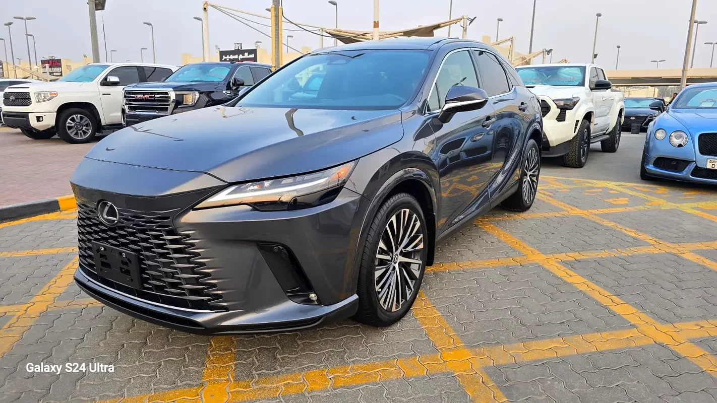 Lexus RX-Series, 2024 — купить с доставкой из ОАЭ