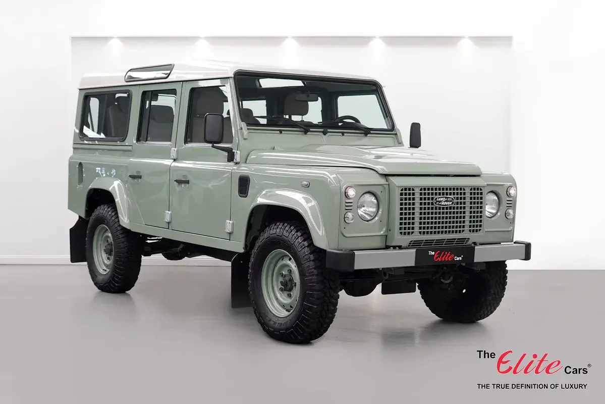 Land Rover Defender