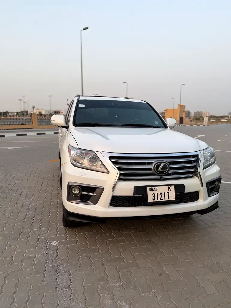 Lexus LX-Series, 2009 — купить с доставкой из ОАЭ