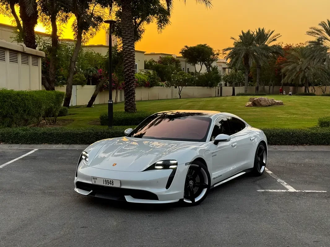 Porsche Taycan