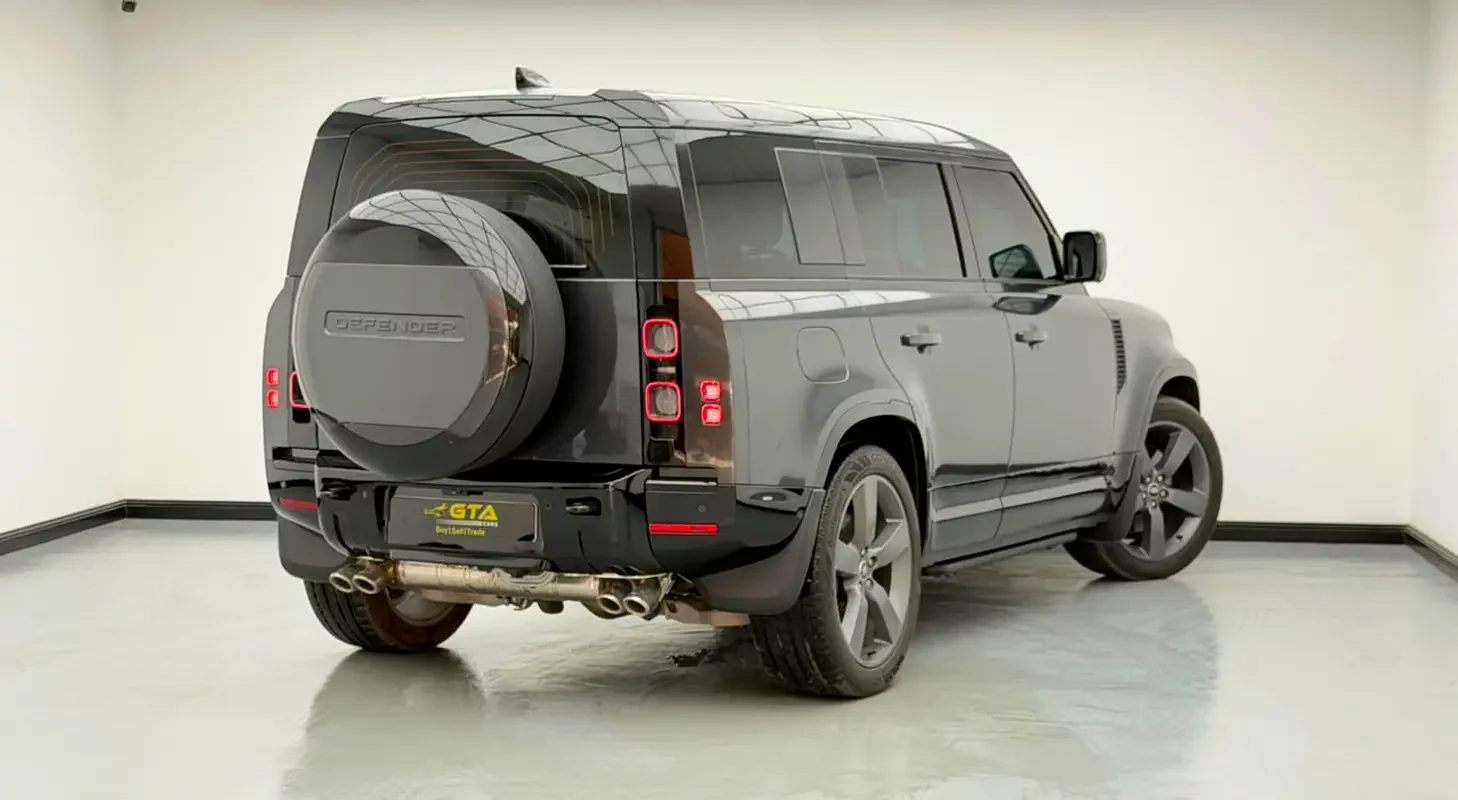 Land Rover Defender