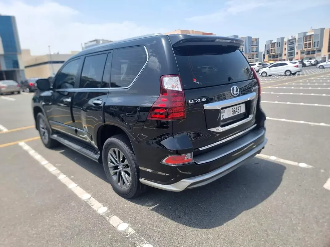 Lexus GX-Series, 2018 — купить с доставкой из ОАЭ