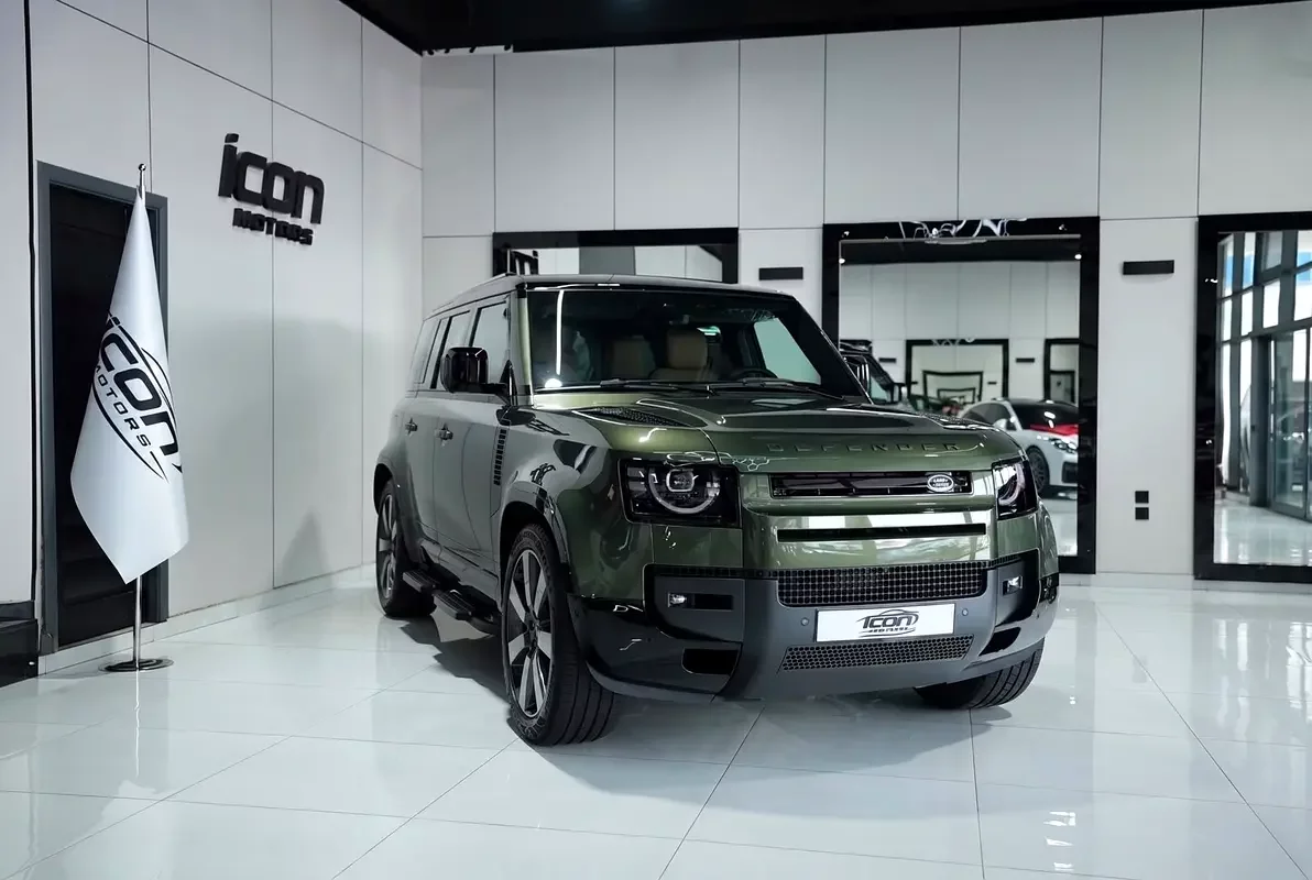 Land Rover Defender