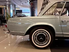 Mercedes-Benz SL-Class