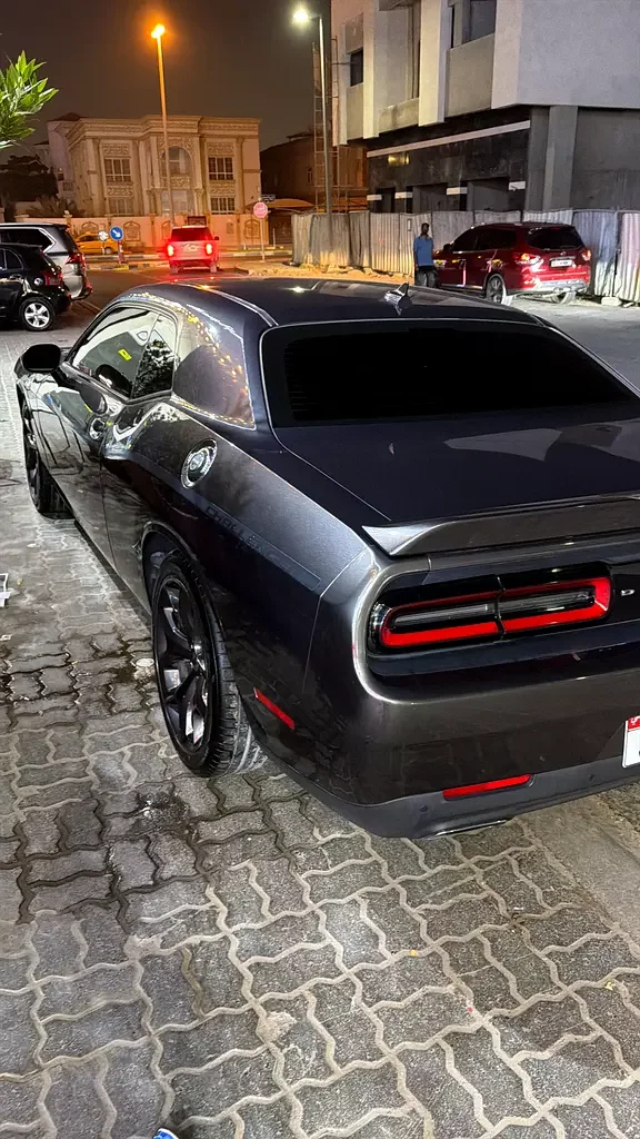 Dodge Challenger