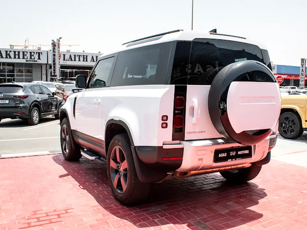 Land Rover Defender