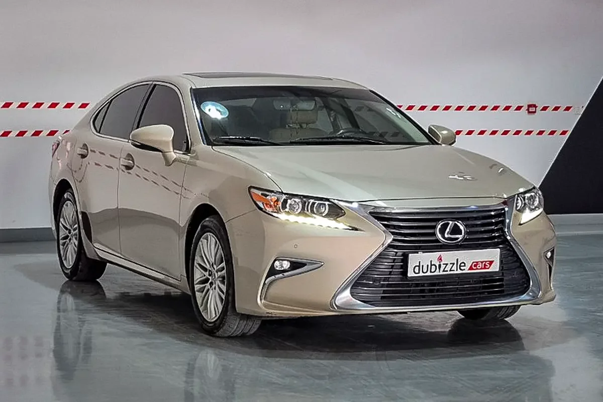 Lexus ES-Series, 2018 — купить с доставкой из ОАЭ