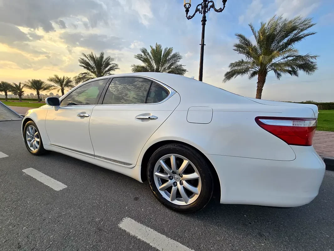 Lexus LS-Series, 2007 — купить с доставкой из ОАЭ