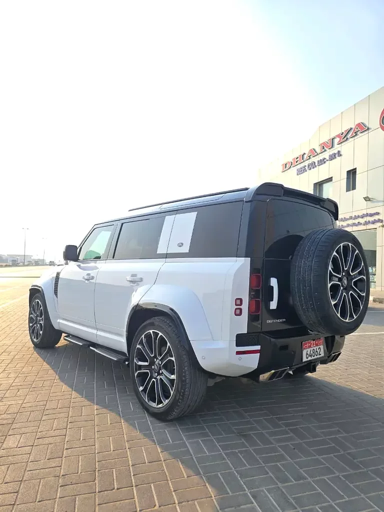 Land Rover Defender