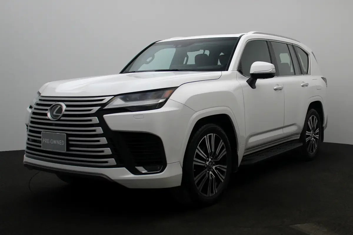 Lexus LX-Series, 2023 — купить с доставкой из ОАЭ
