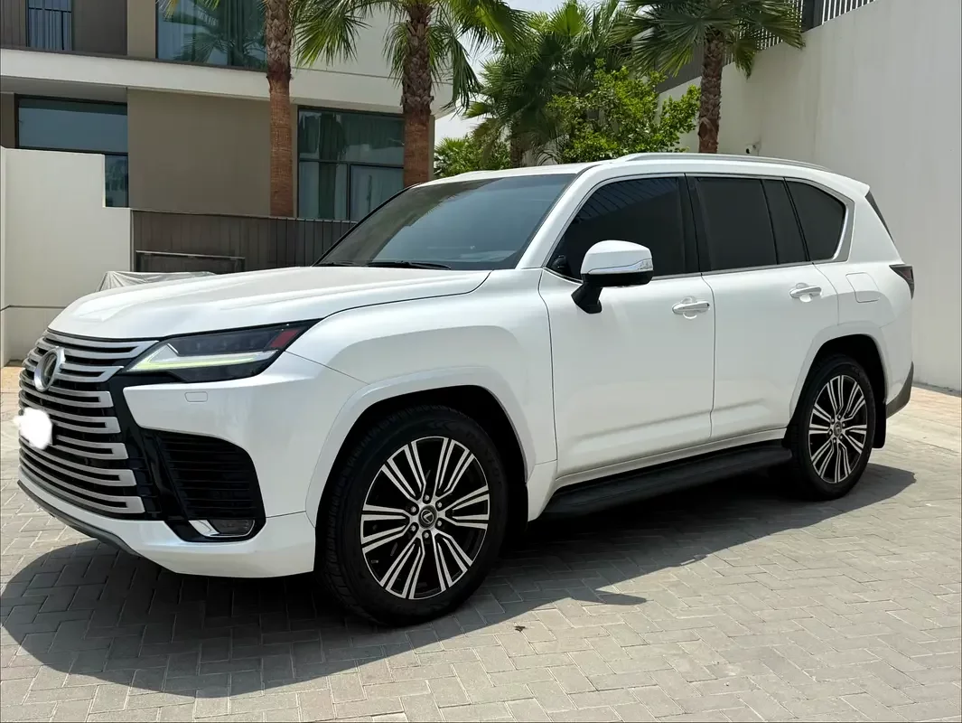 Lexus LX-Series, 2023 — купить с доставкой из ОАЭ