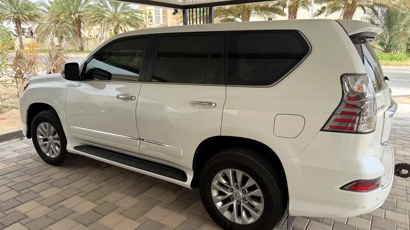 Lexus GX-Series, 2018 — купить с доставкой из ОАЭ