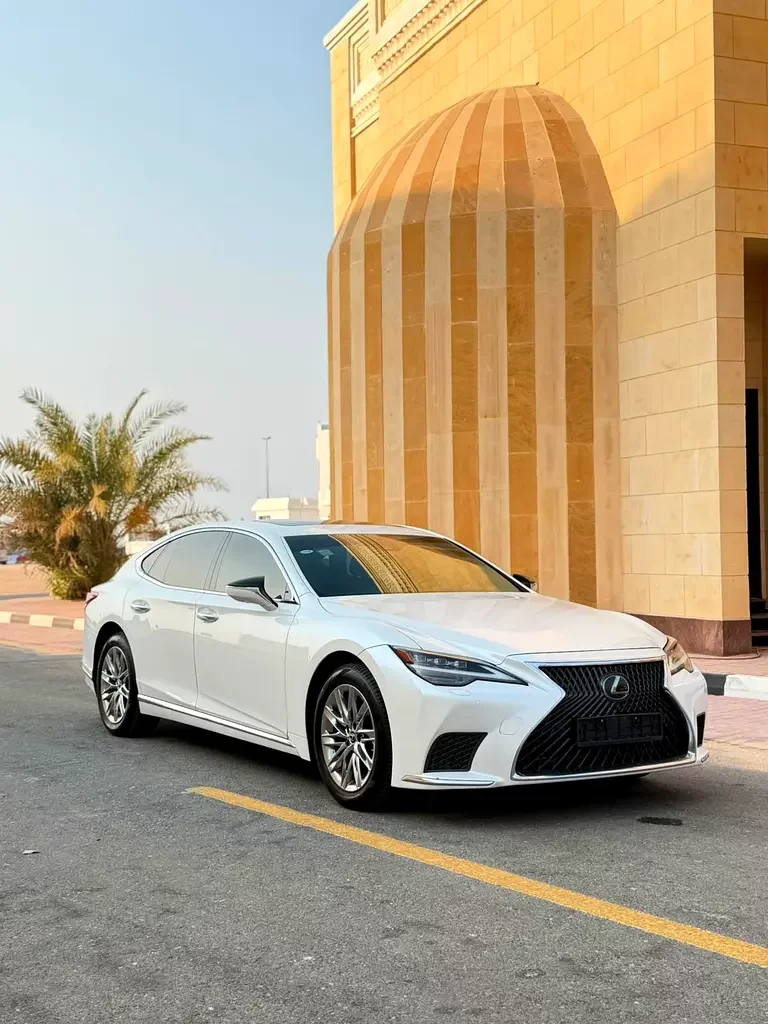 Lexus LS-Series, 2021 — купить с доставкой из ОАЭ