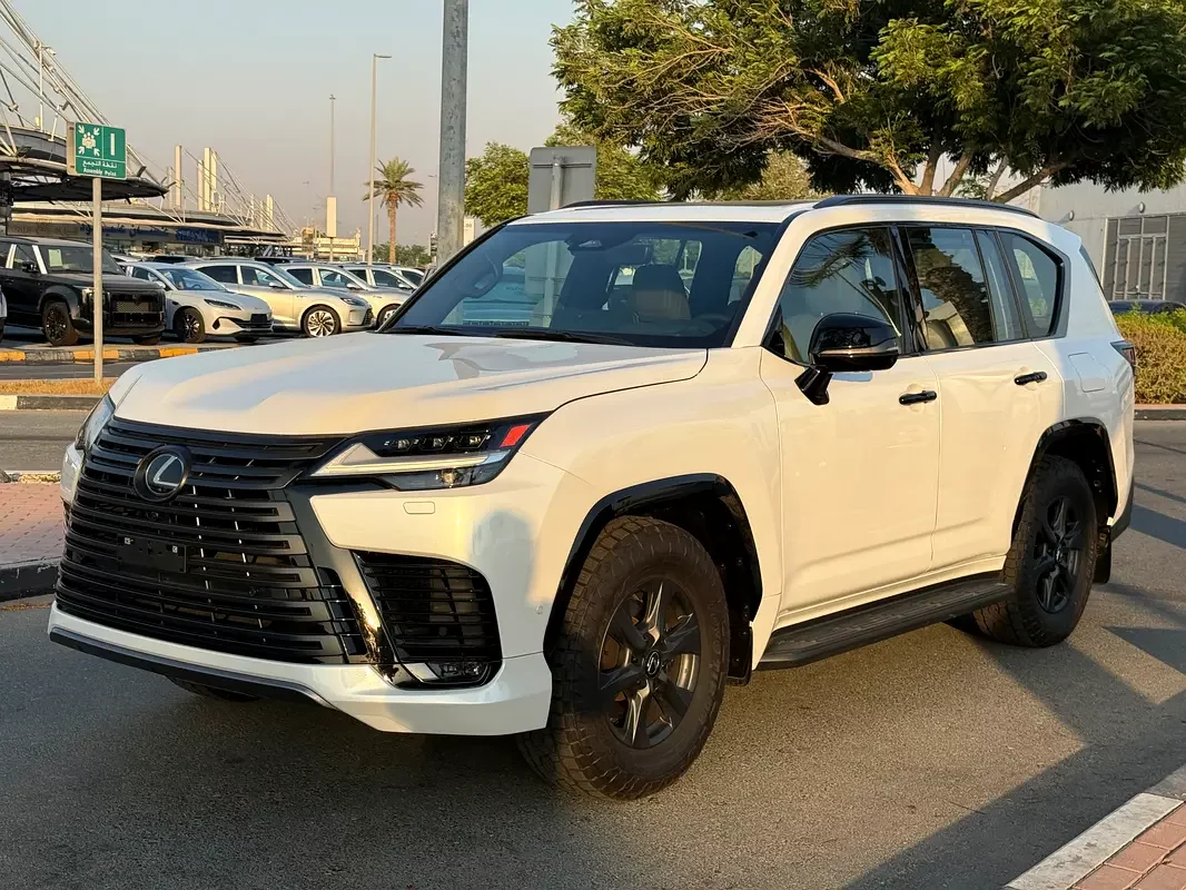 Lexus LX-Series, 2025 — купить с доставкой из ОАЭ