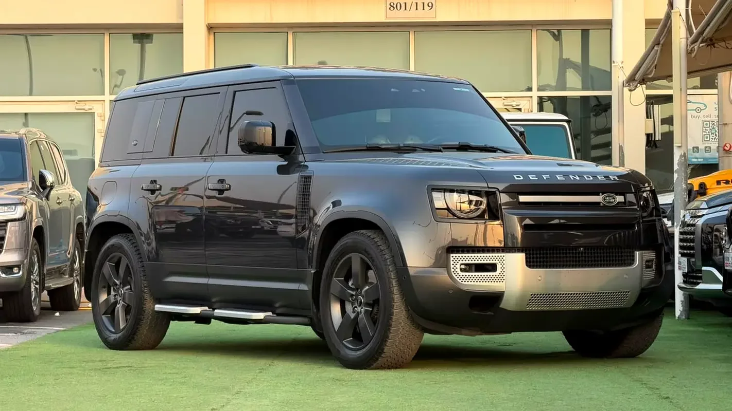 Land Rover Defender