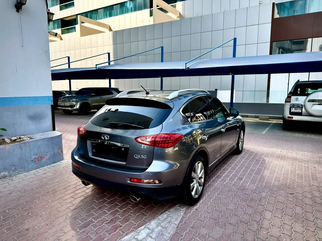 Infiniti QX50