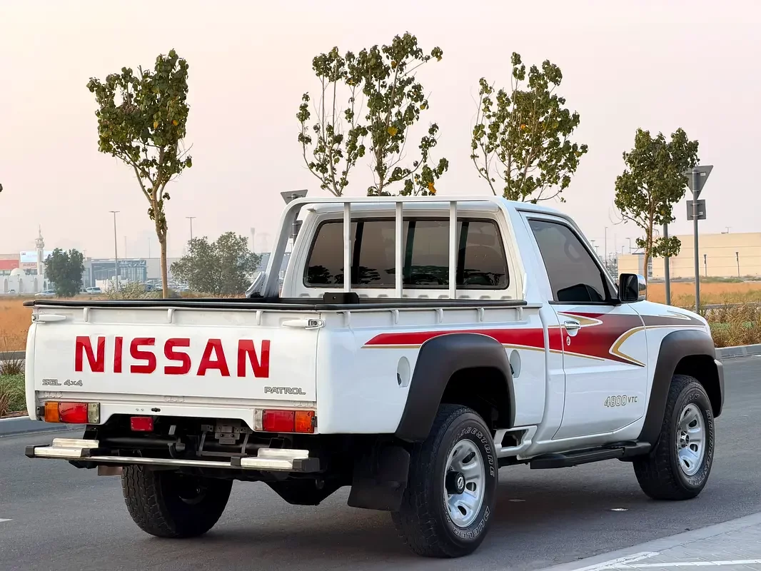Nissan Pickup