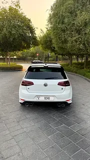 Volkswagen Golf R