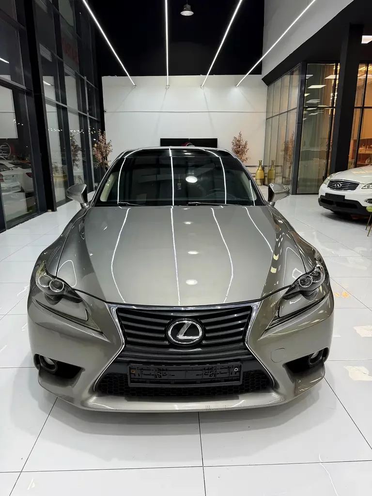 Lexus IS-Series, 2014 — купить с доставкой из ОАЭ
