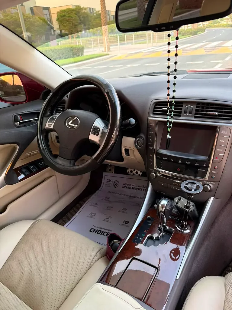 Lexus IS-Series, 2013 — купить с доставкой из ОАЭ