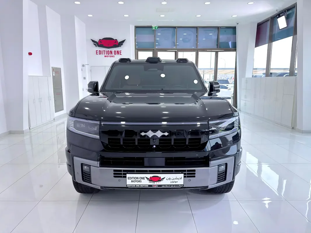 BYD Leopard 8