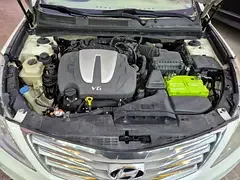 Hyundai Azera