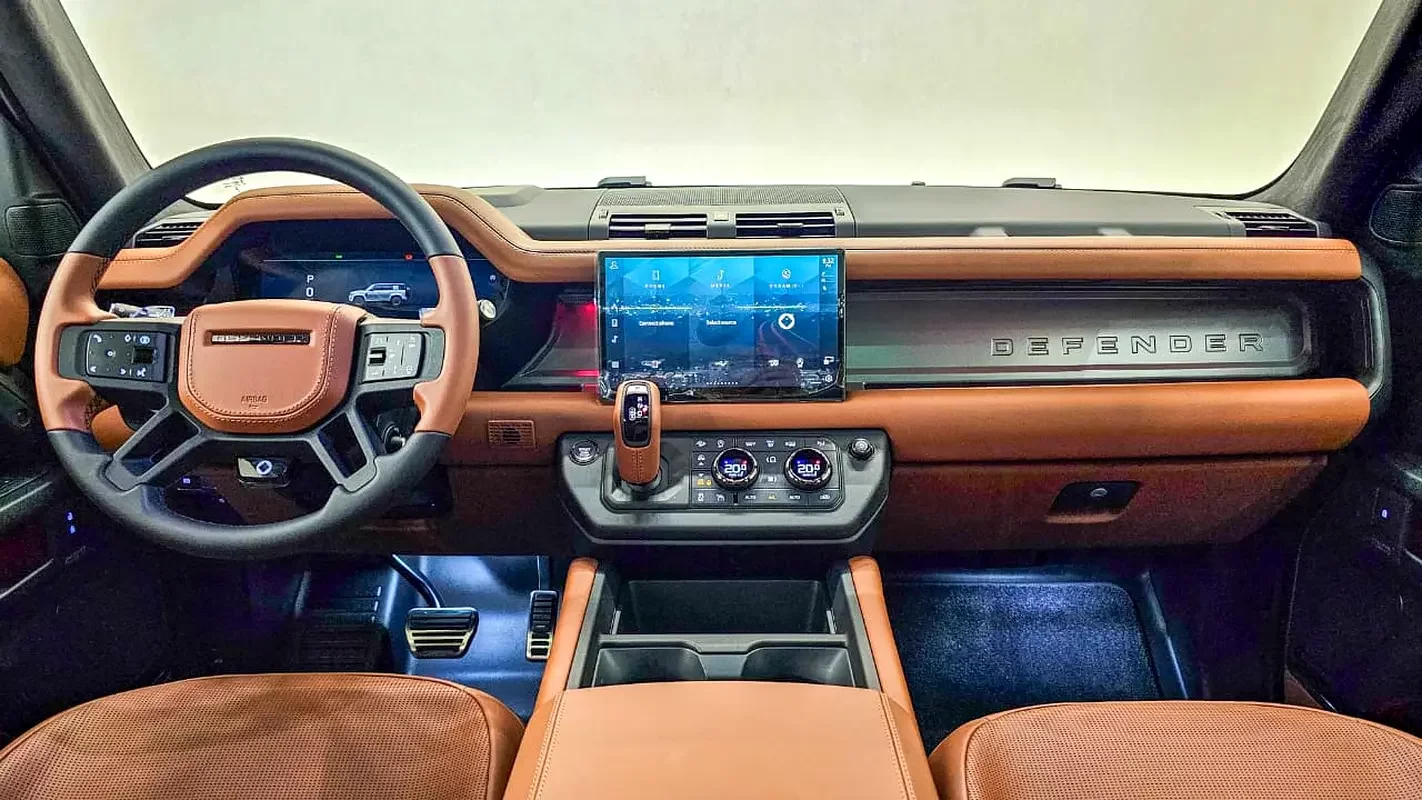 Land Rover Defender