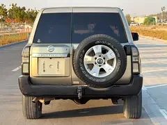 Nissan Patrol Safari