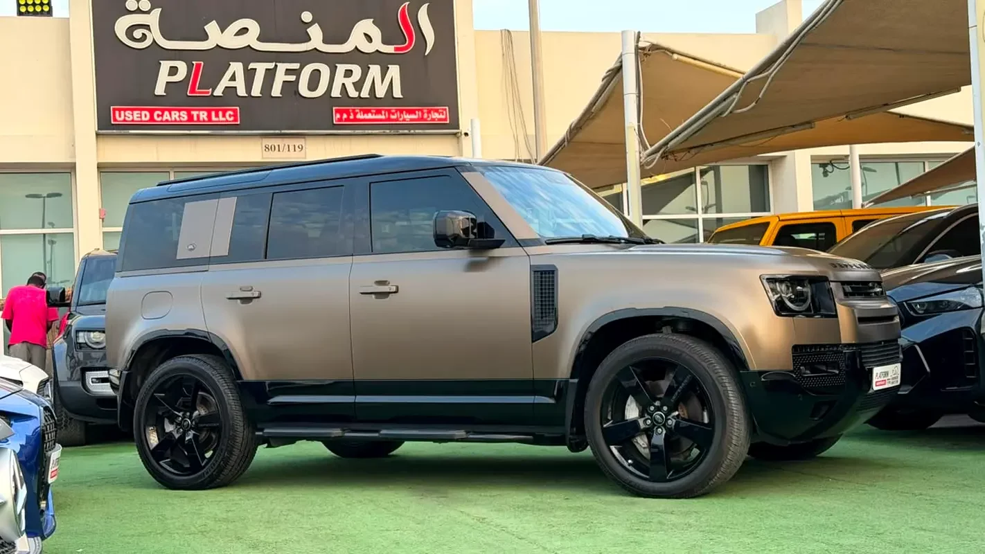 Land Rover Defender