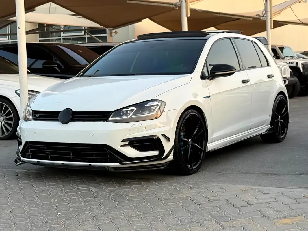 Volkswagen Golf R