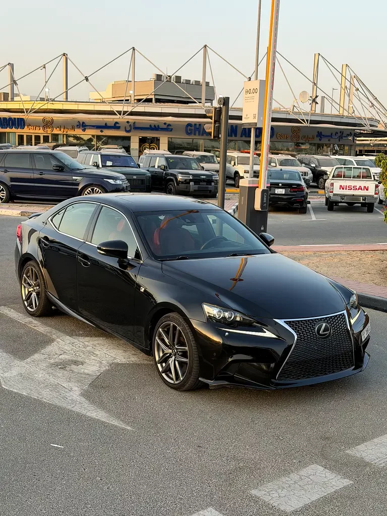 Lexus IS-Series, 2014 — купить с доставкой из ОАЭ