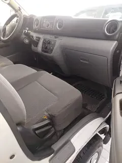 Nissan Urvan