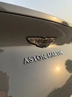 Aston Martin DB11