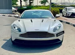 Aston Martin DB11