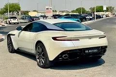 Aston Martin DB11
